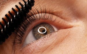 Hoe Lang Duurt Wimperlifting