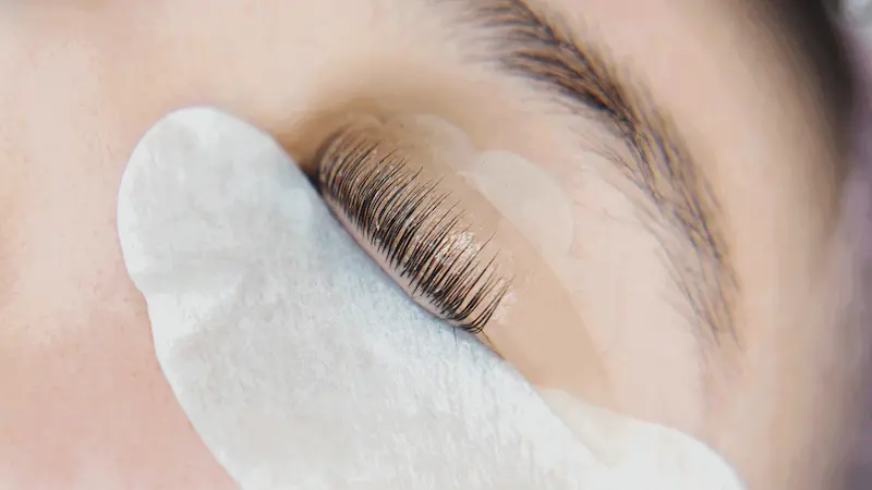 voor en nadelen wimperlifting
